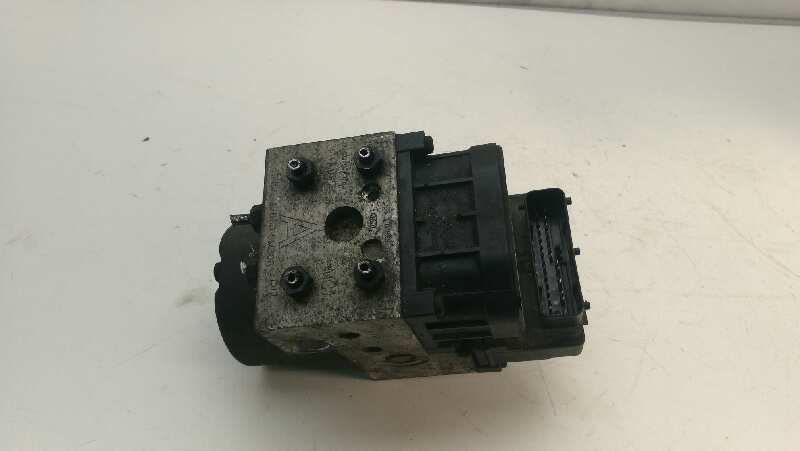 Abs K9K 0265216899 de Nissan Almera ii hatchback (n16) 2000-2003 82 CV - pieza usada