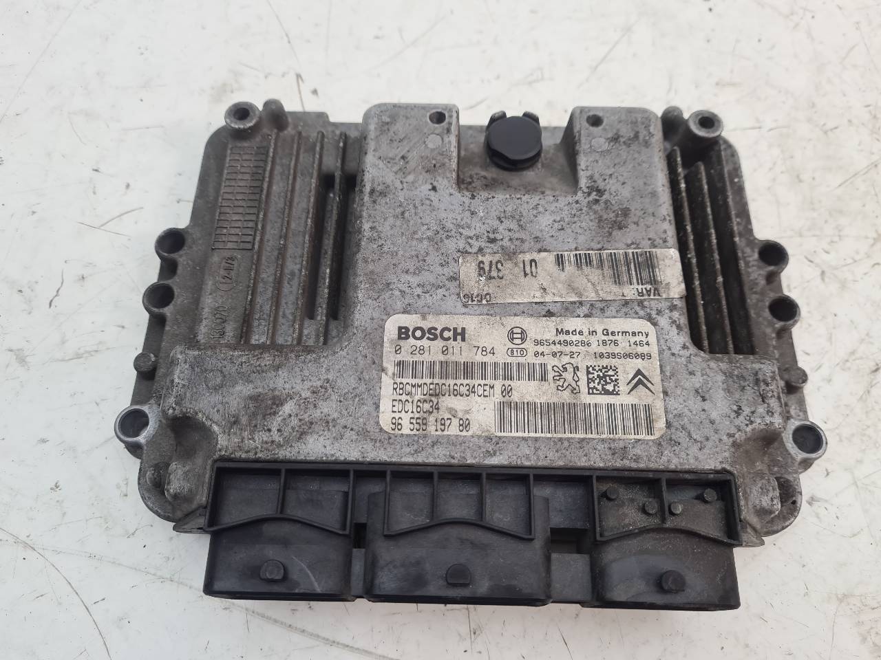 Switchboard engine uce 8HX 0281011784 de Peugeot 206 hatchback (2a/c) 0-0 75 CV