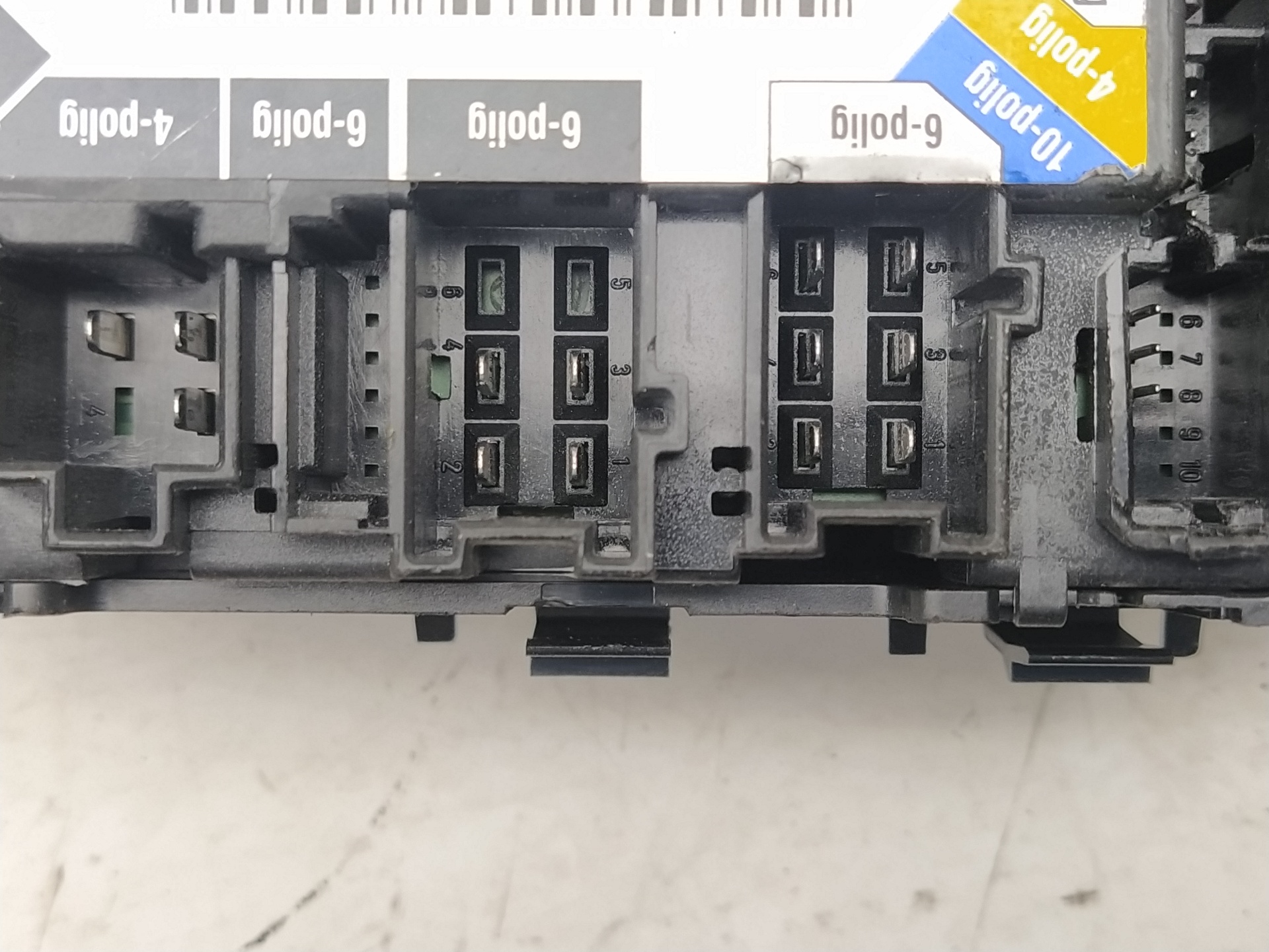 Módulo electronico OM648960 2208216879 de Mercedes-benz Clase s (w220) berlina 1998-0 204 CV con 199515 km - pieza usada