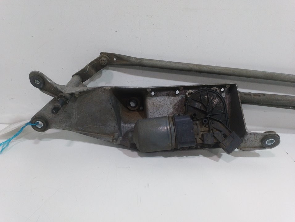Motor limpia delantero K4J770 7701208057 de Renault Modus / grand modus (f/jp0_) 2004-2008 98 CV con 196114 km - pieza usada