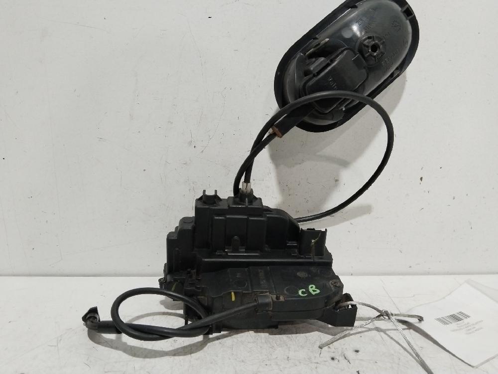 Cerradura puerta delantera derecha D4F740 8200219247 de Renault Modus / grand modus (f/jp0_) 2004-2008 75 CV con 133534 km