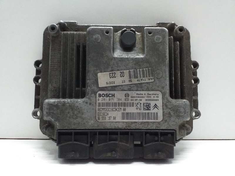 Switchboard engine uce 8HX 0281011784 de Peugeot 206 sedán 2008-2010 68 CV - pieza usada