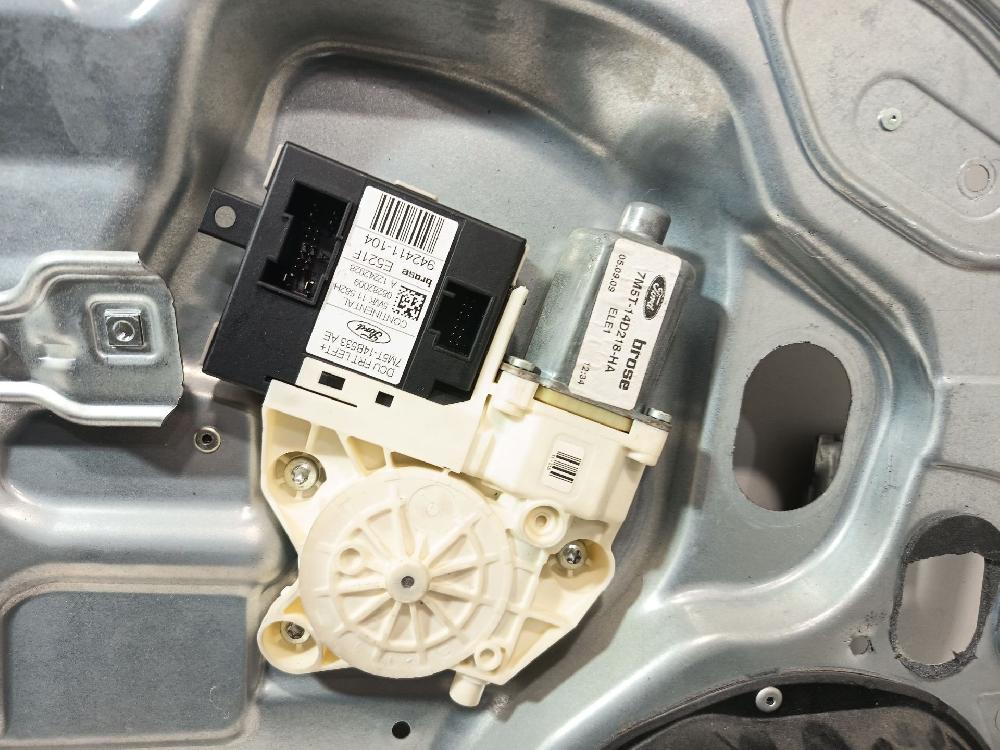 Mécanisme lève vitre avant gauche KKDA 1738645 de Ford Focus ii (da_, hcp, dp) 2005-2012 115 CV con 259454 km - pieza usada