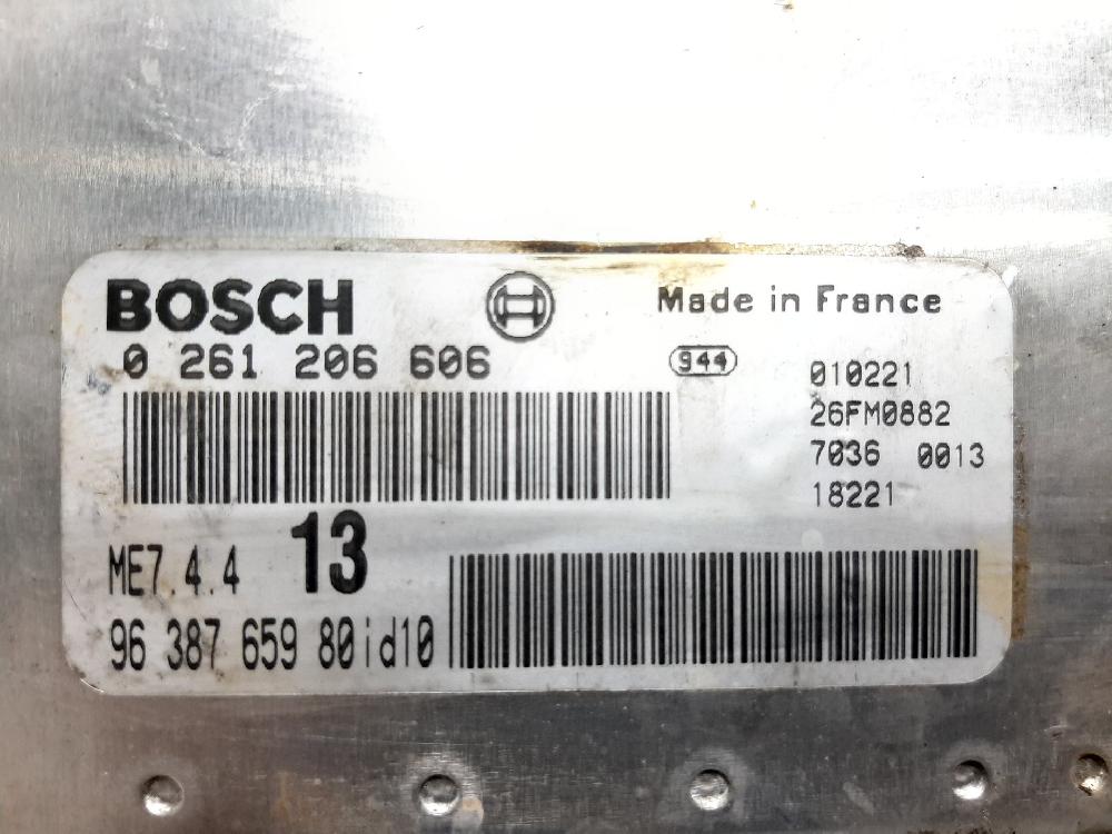 Switchboard engine uce NFU 0261206606 de Citroen Xantia (x1_, x2_) 1995-1999 109 CV con 205021 km - pieza usada