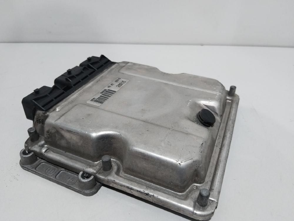 Switchboard engine uce RHY (DW10TD) 0281010996 de Citroen Xsara picasso (n68) 1999-2011 90 CV con 252853 km - pieza usada
