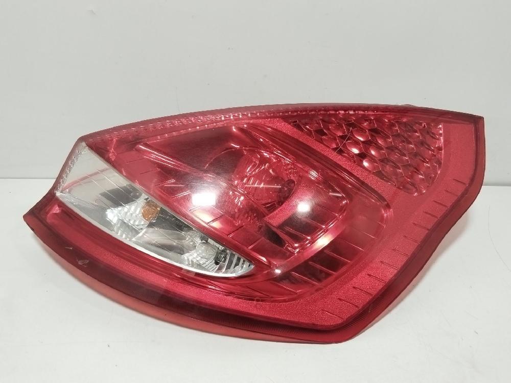 Faro posteriore destro F6JD 1709552 de Ford Fiesta vi van 2010-2017 68 CV con 264631 km