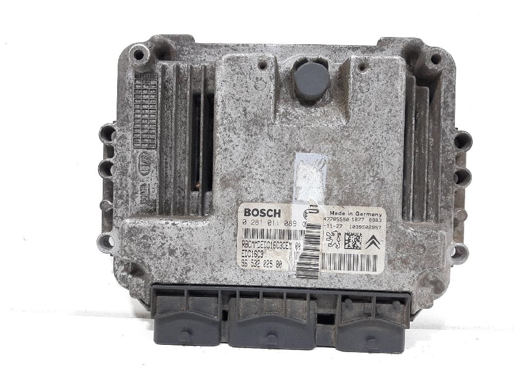 Switchboard engine uce 8HX 0281011089 de Peugeot 206 sedán 2008-2010 68 CV con 147511 km
