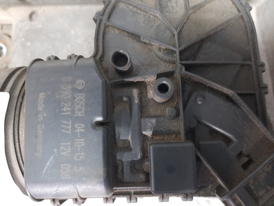 Motor limpia delantero K9K J7 7701208057 de Renault Modus / grand modus (f/jp0_) 2004-2008 82 CV con 263567 km - pieza usada