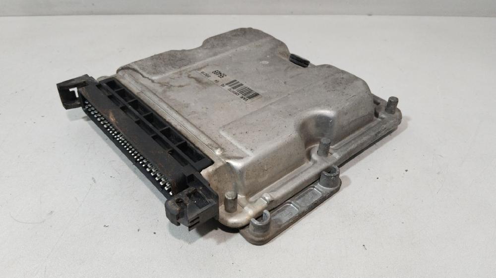 Centralita motor uce RHX 0281010135 de Fiat Scudo furgoneta (220_) 1996-2006 109 CV con 201303 km - pieza usada