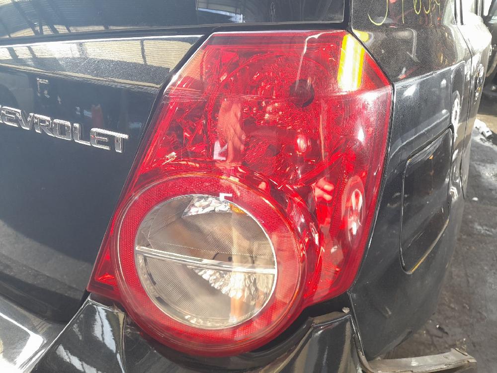 Feu arrière droit F14D4 95952067 de Chevrolet Aveo / kalos hatchback (t250, t255) 2006-1 101 CV con 120492 km