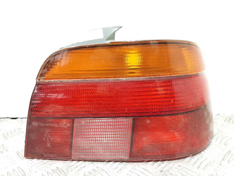Piloto trasero derecho 25-6S-3G 63216900210 de Bmw 5 (e39) 2000-2003 170 CV con 275143 km
