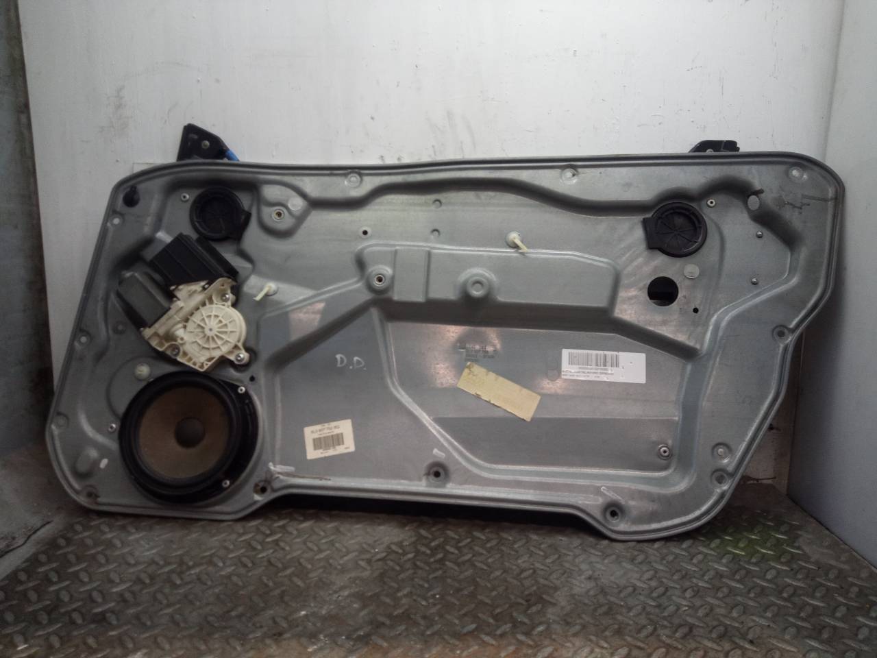 SEAT Ibiza 3 generation (2002-2008) Priekšējo labo durvju logu pacēlājs 6L3837752BQ, 6L3837756S 23703954