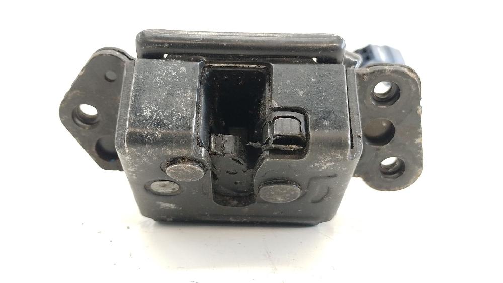 Cerradura capo 1ND-TV 535100D120 de Toyota Yaris (_p13_) 2012-2020 90 CV - pieza usada
