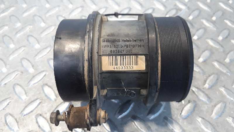 SUZUKI Vitara 1 generation (1988-2006) Masseluftstrømsensor MAF 9629471080, 5WK9621, 46533333 23304161