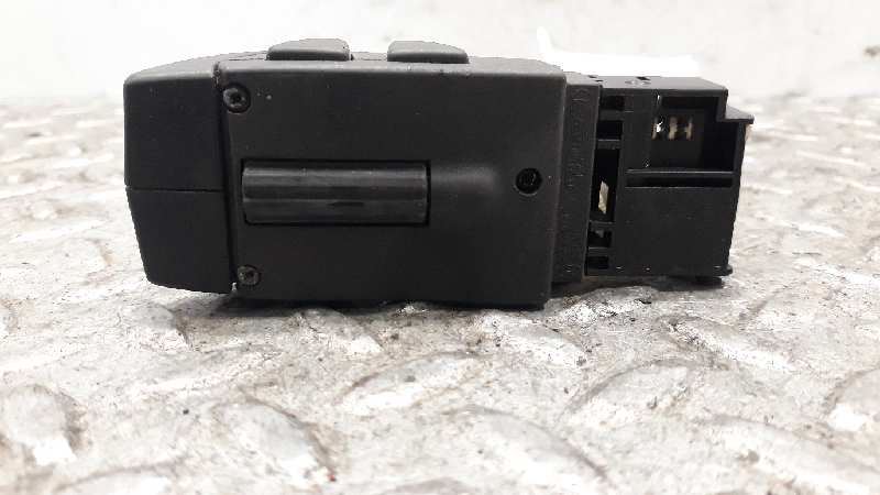 Mandos radio-cd F9Q C7 de Renault Laguna ii (bg0) 2001-2007 120 CV con 1 km - pieza usada