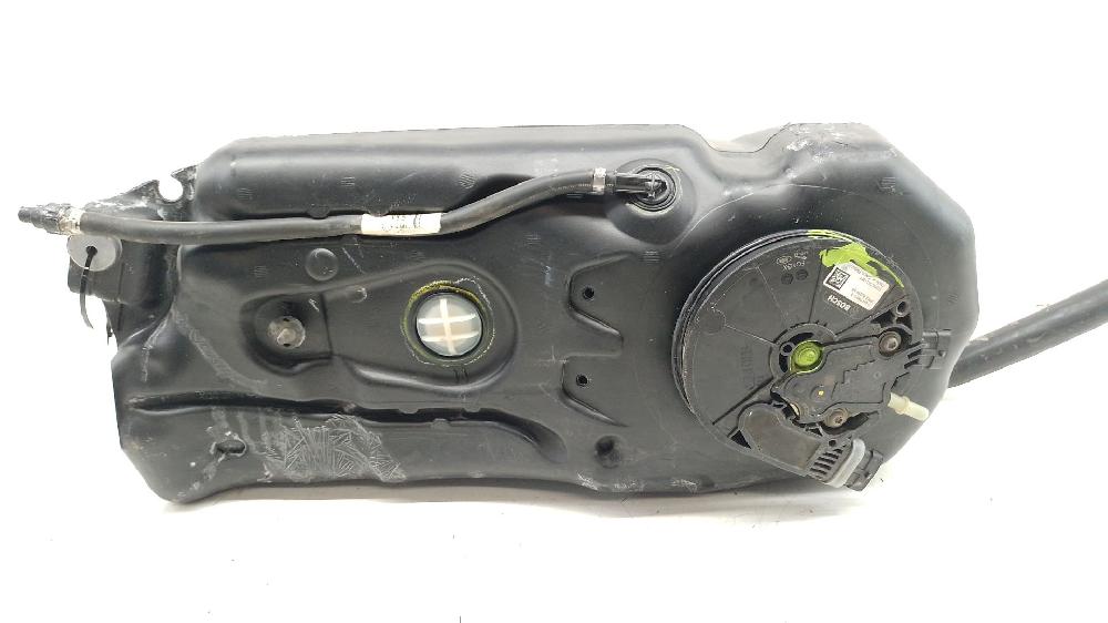 Deposito aditivo fap/adblue 204DTD GX735J228A de Jaguar Xf (x260) 2015-0 180 CV con 254353 km - pieza usada