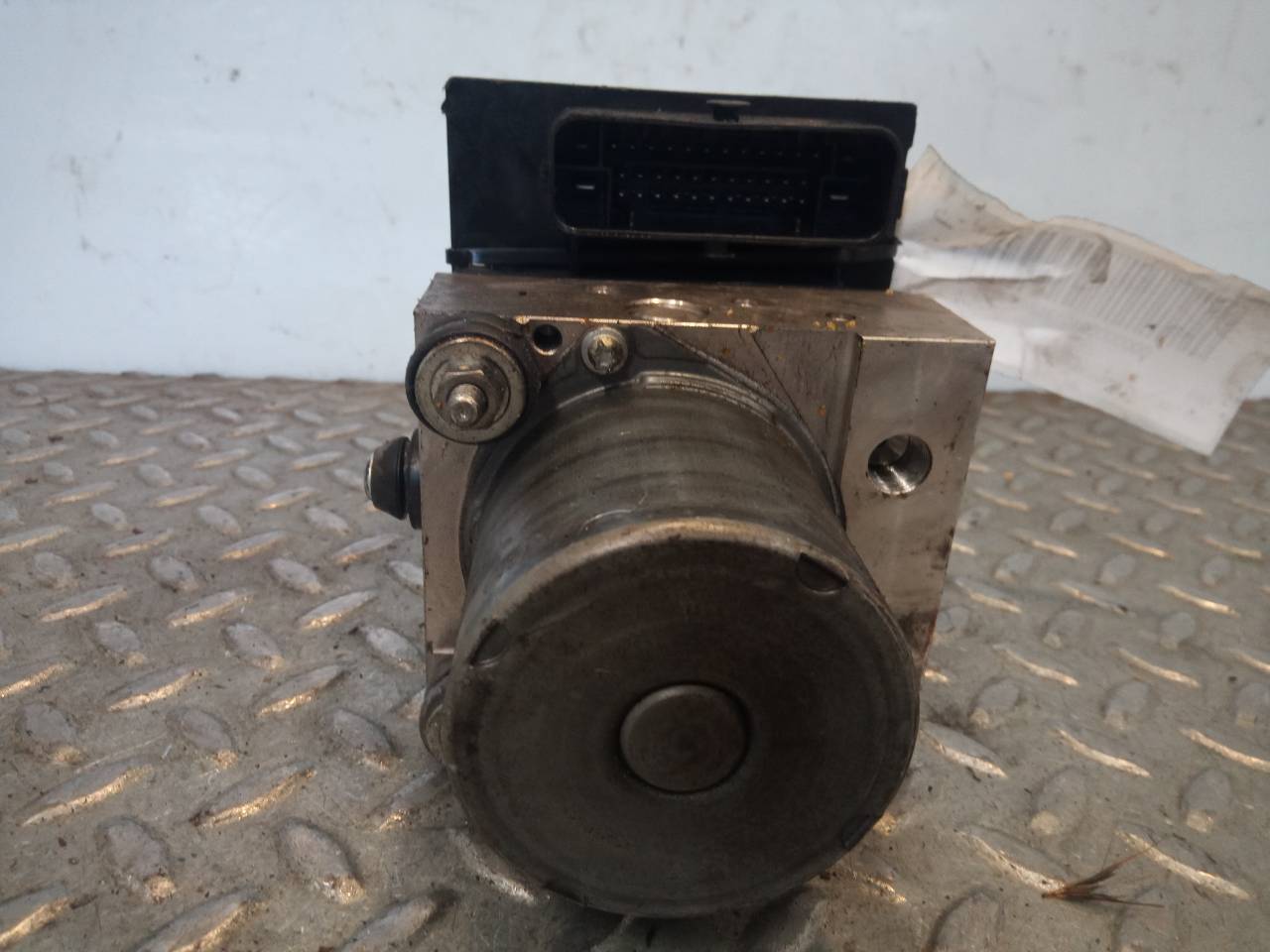 SEAT Exeo 1 generation (2009-2012) ABS Pump 0265950474, 0265234336, 8E0614517BF 23352002