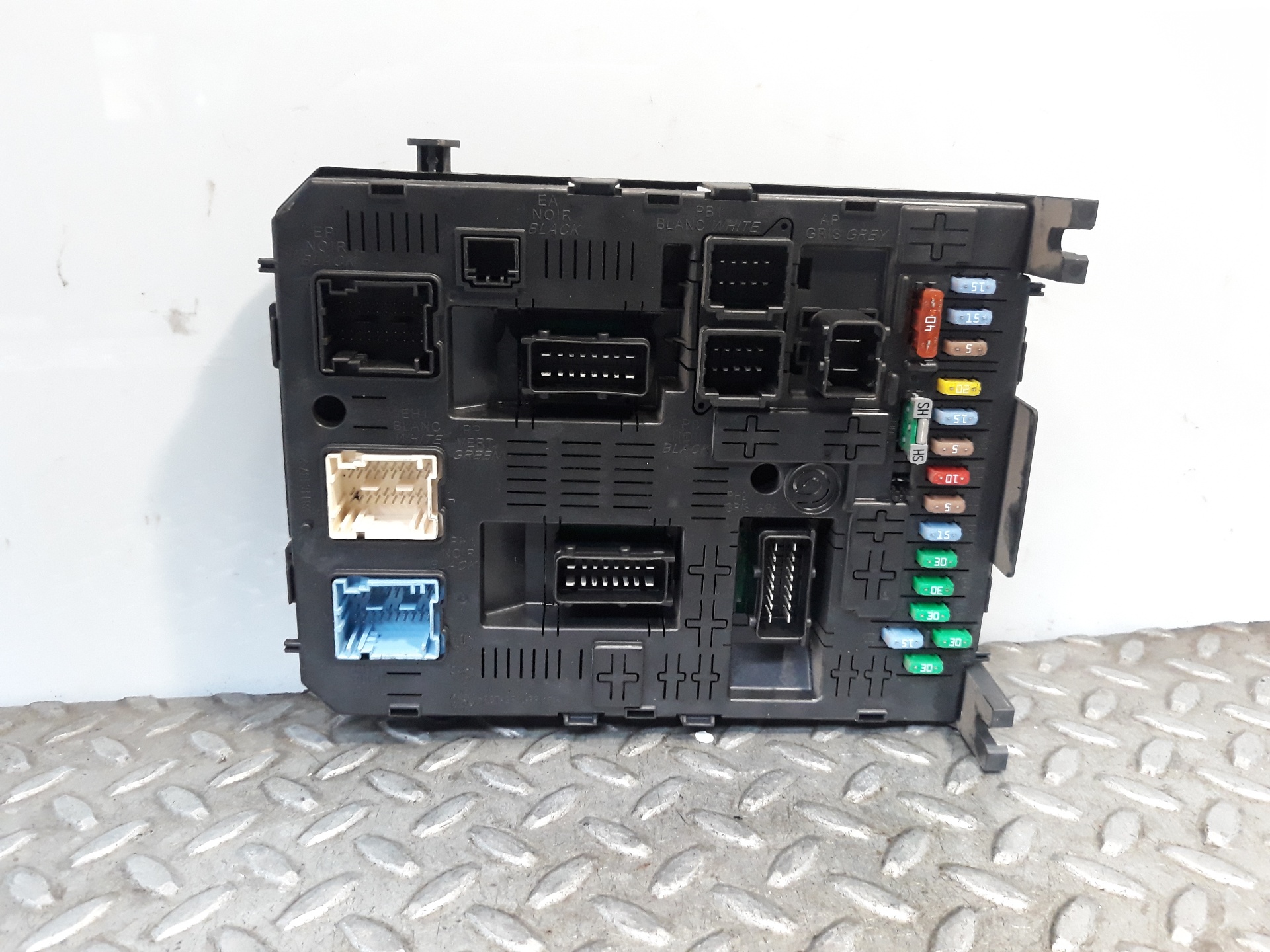 PEUGEOT 308 T7 (2007-2015) Fuse Box 9664059080 23306519