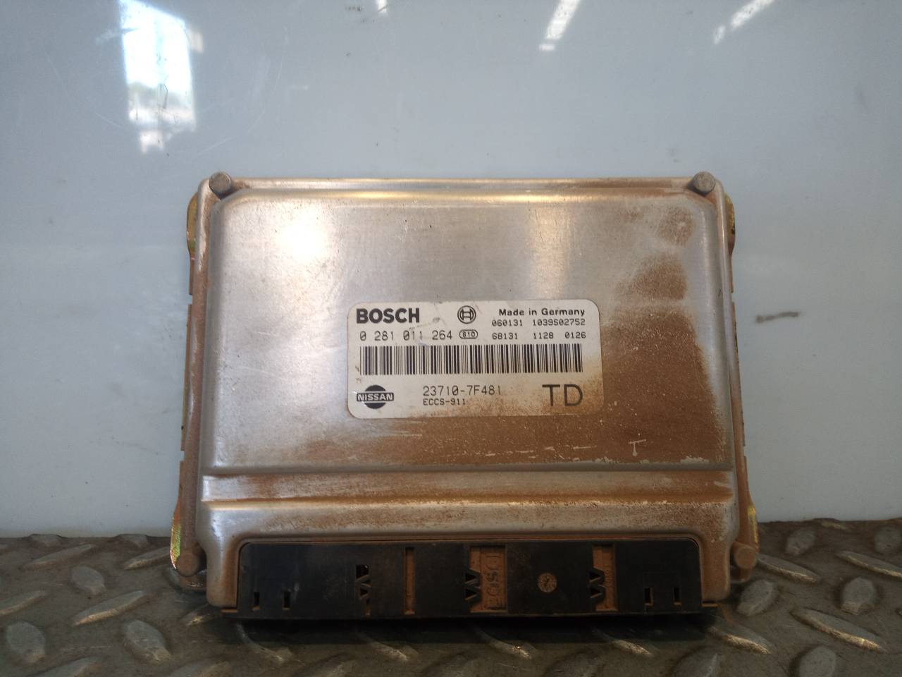 FORD Terrano 2 generation (1993-2006) Other Control Units 0281011264,237107F481 23350985