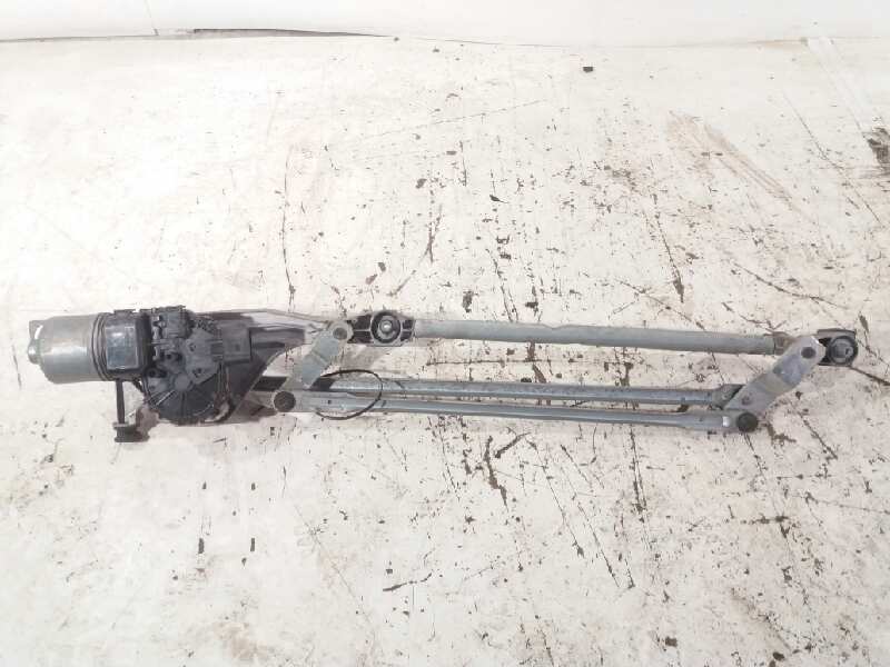 FORD Focus 2 generation (2004-2011) Priekšējā stikla tīrītāja mehānisms 0390241731 23284955