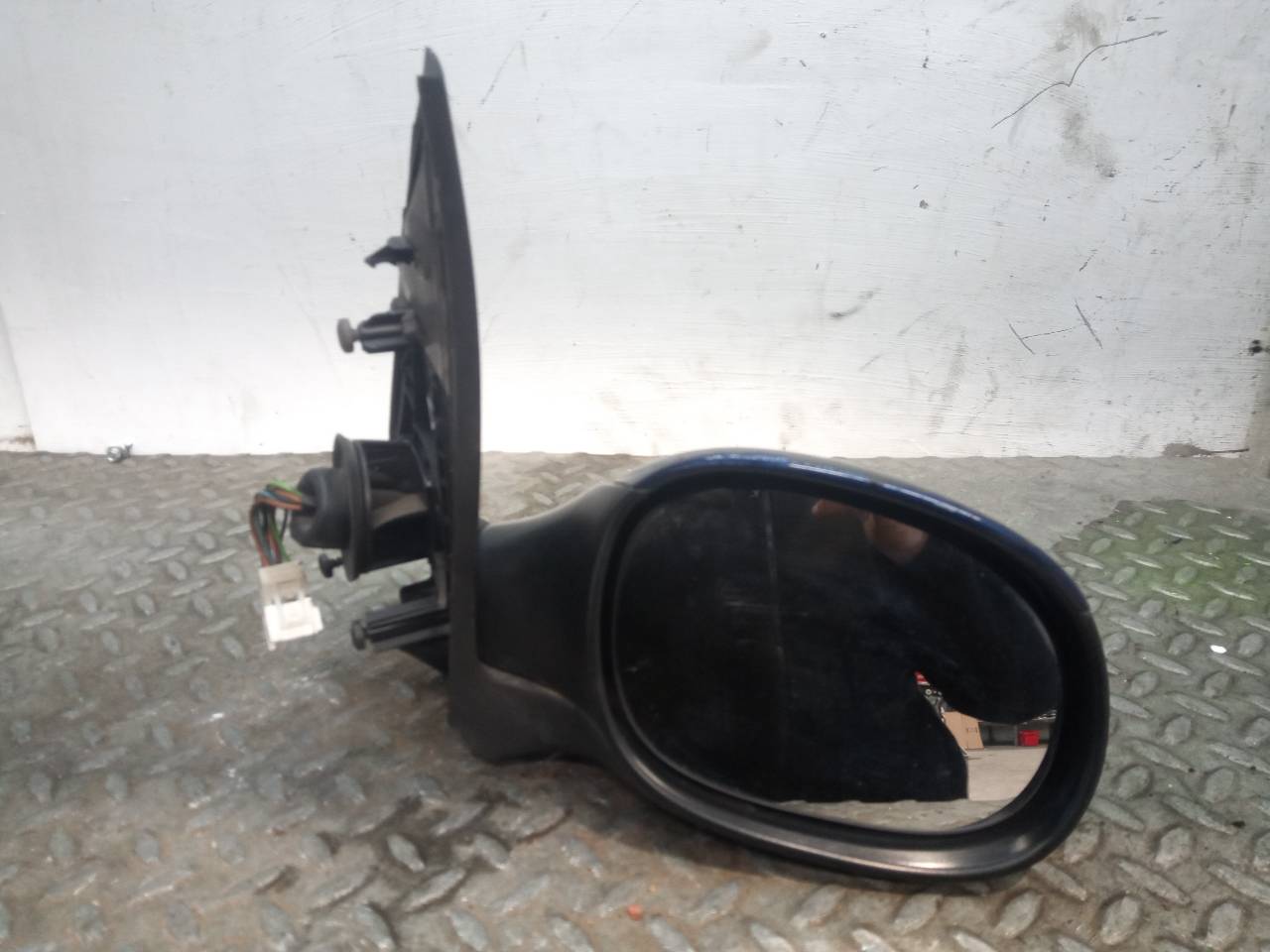PEUGEOT 206 1 generation (1998-2009) Right Side Wing Mirror CP6475000 23708989