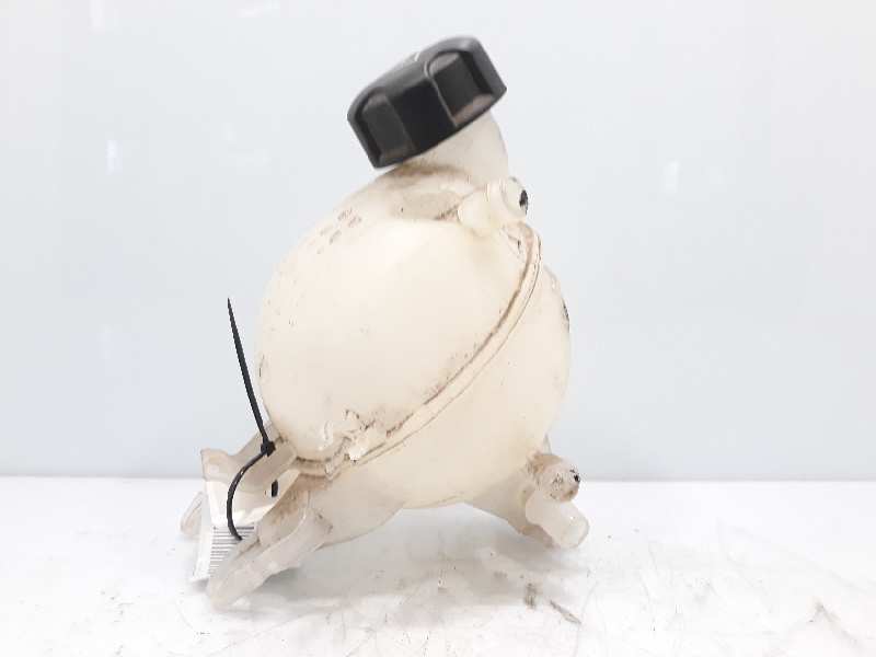 PEUGEOT 208 Peugeot 208 (2012-2015) Expansion Tank 9800777280 18667130