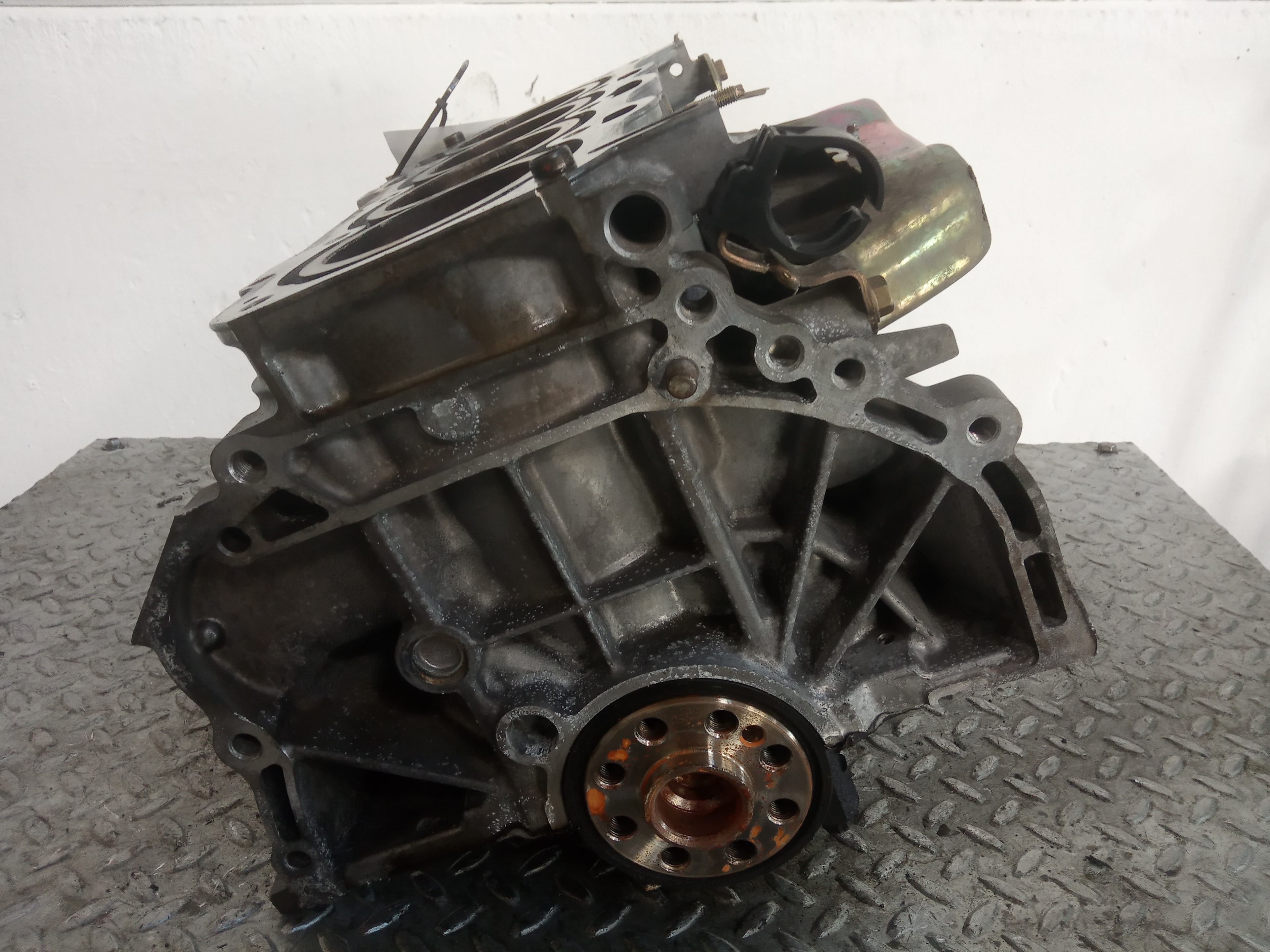 TOYOTA Avensis 2 generation (2002-2009) Engine Block 1AZ, 1AZ 18526518