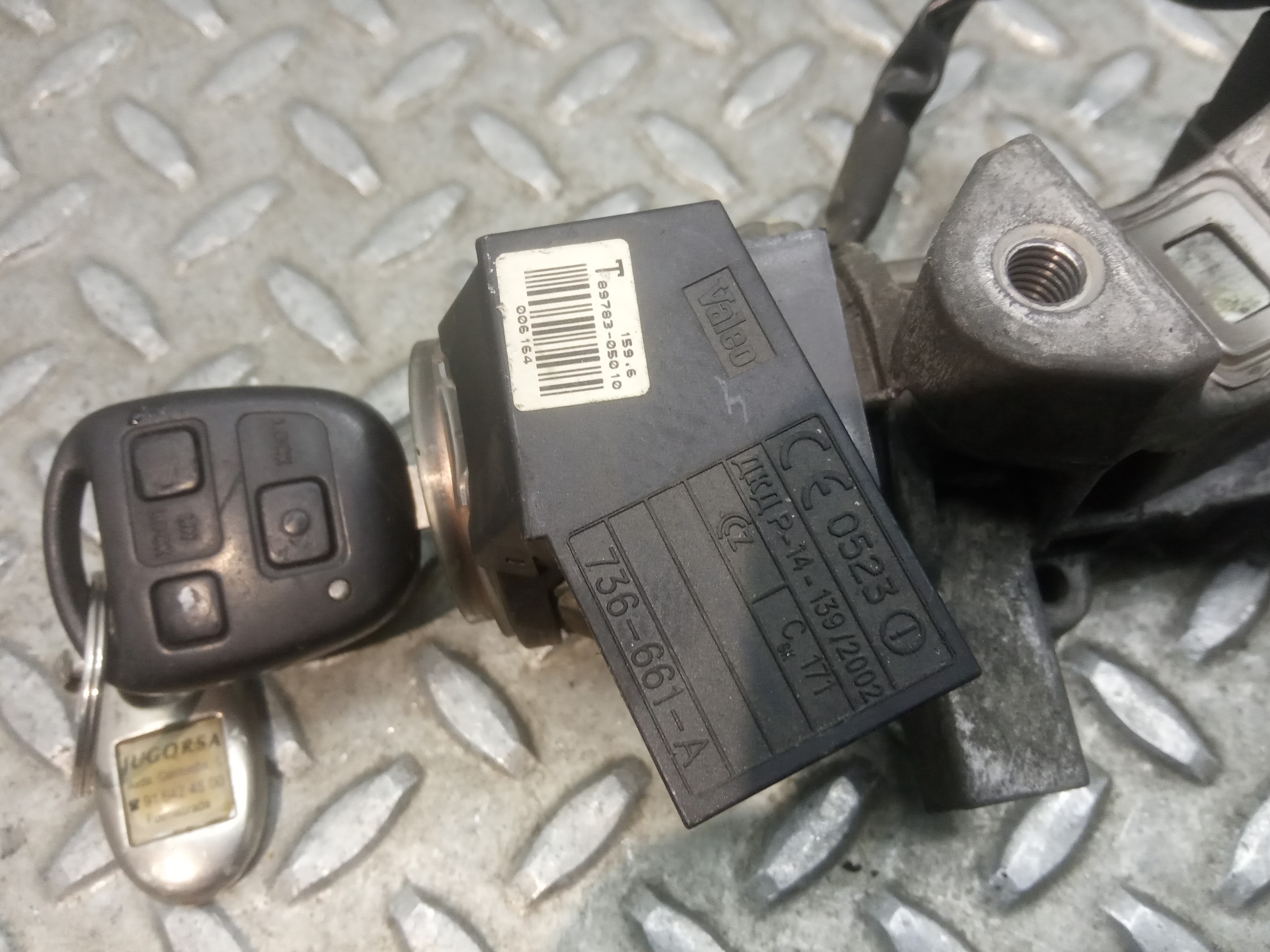 TOYOTA Avensis 2 generation (2002-2009) Ignition Lock 8978305010,736661A 23691374