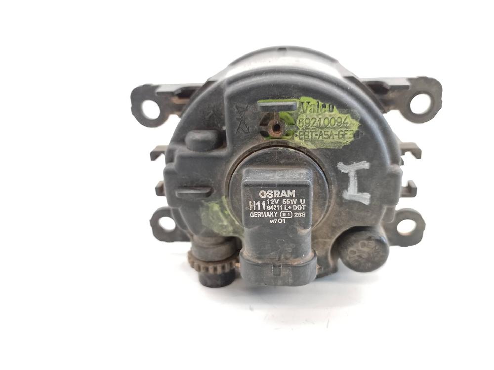 Faro antiniebla izquierdo YD25 89210094 de Nissan Pathfinder (r51) 2005-2016 171 CV con 1 km - pieza usada