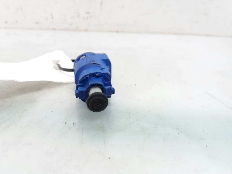 Sensor K9K T7 8200276359C de Renault Grand modus 2008-2014 86 CV con 115698 km - pieza usada