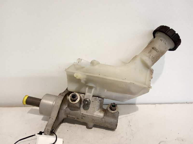 RENAULT Clio 3 generation (2005-2012) Brake Cylinder W0177JT8 18690373