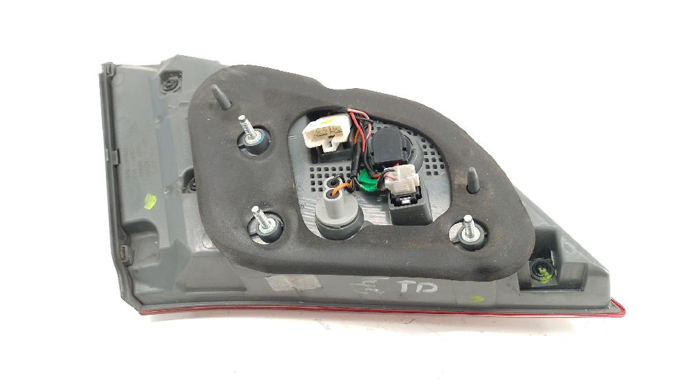 Piloto trasero derecho porton D4FD 924043Z600 de Hyundai I40 (vf) 2012-2019 116 CV con 402919 km - pieza usada