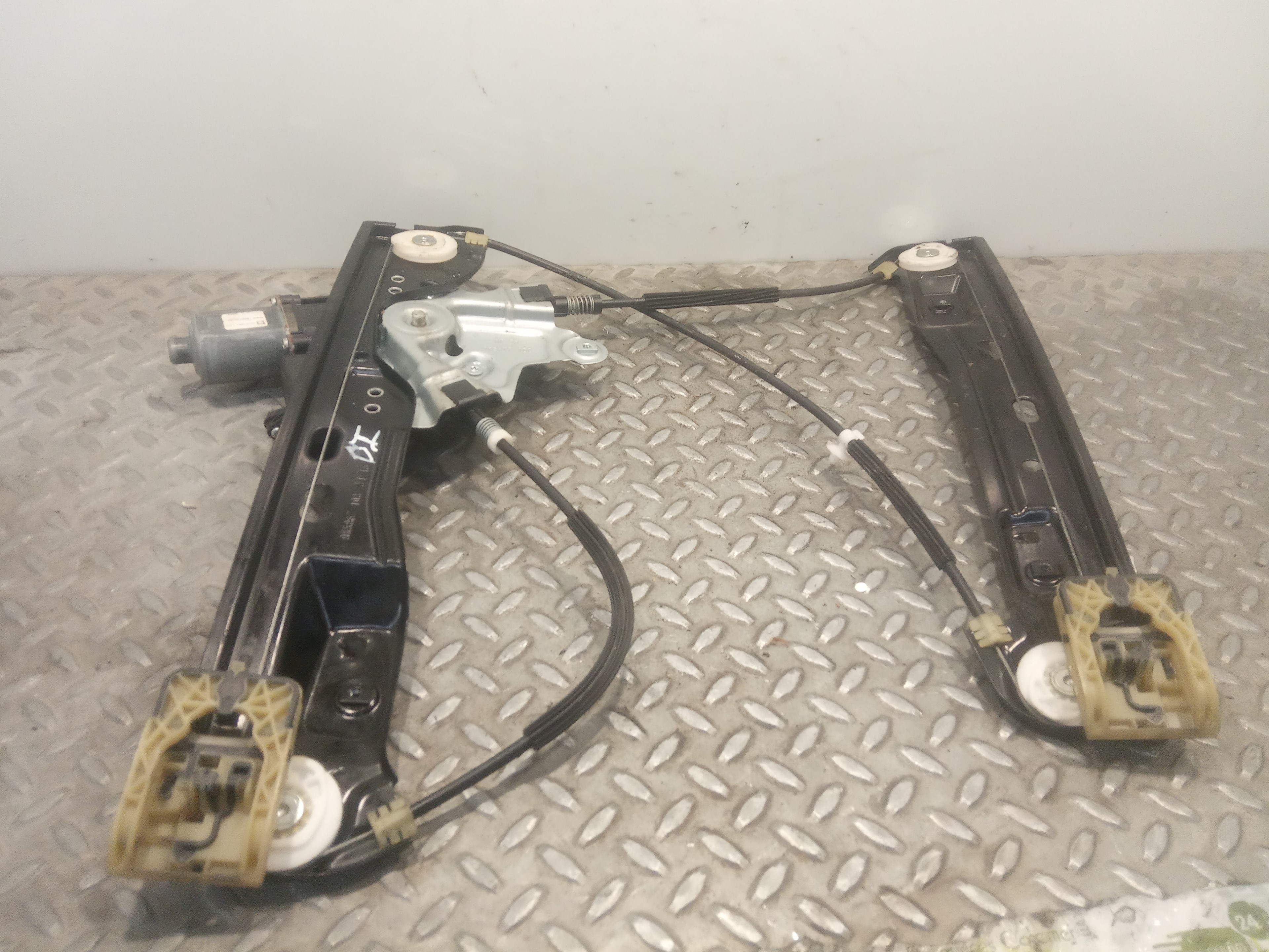 OPEL Insignia A (2008-2016) Front Left Door Window Regulator 20951581, 966435201 23688819