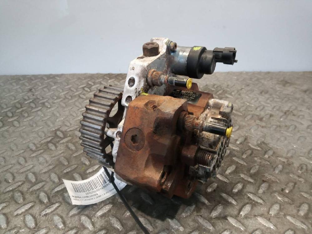 Bomba de inyección F9Q C7 8200108225 de Renault Laguna ii (bg0) 2001-2007 120 CV con 1 km