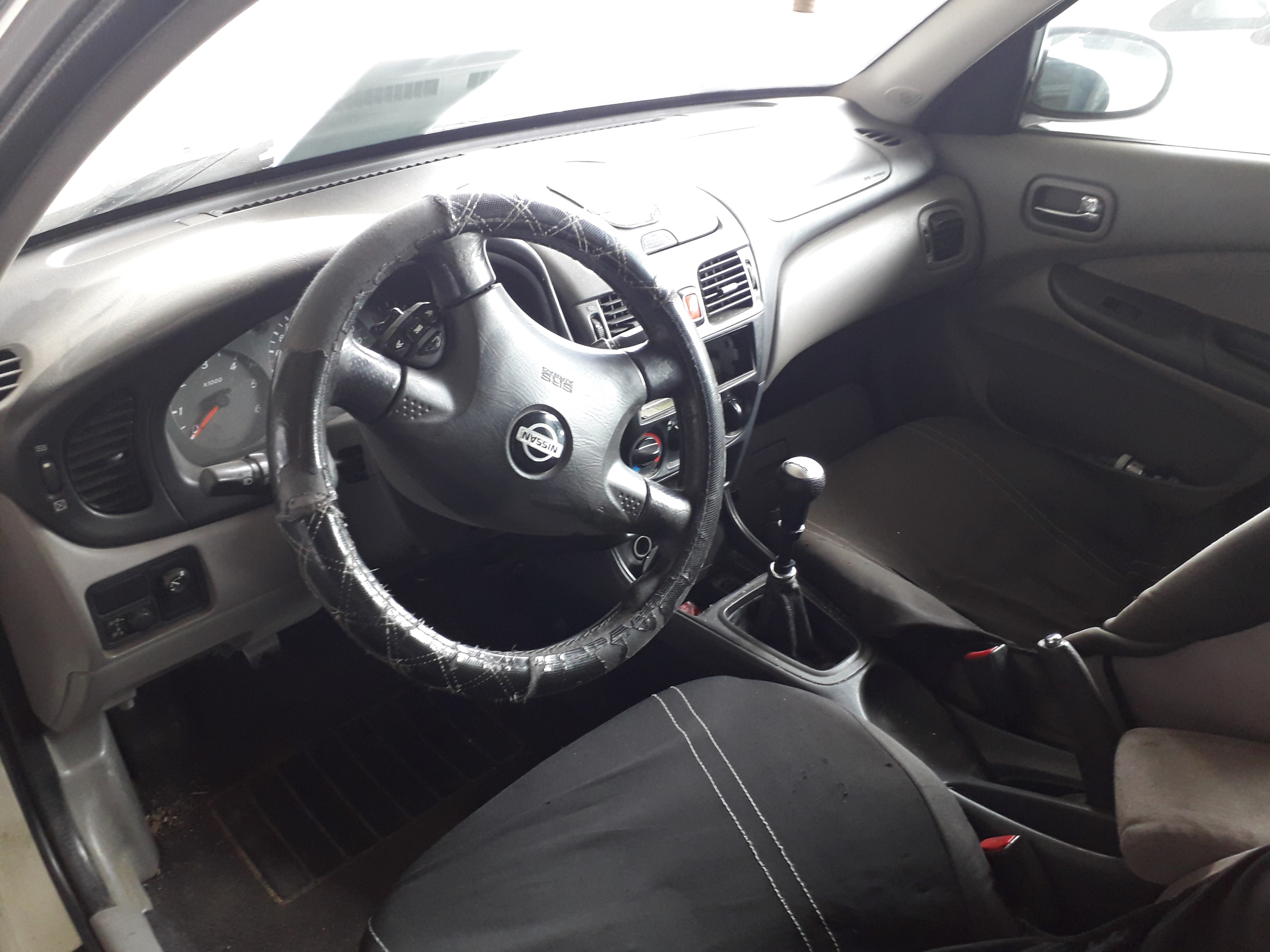 VAUXHALL Almera N16 (2000-2006) Генератор 23100BN300,LR1100724 23692434