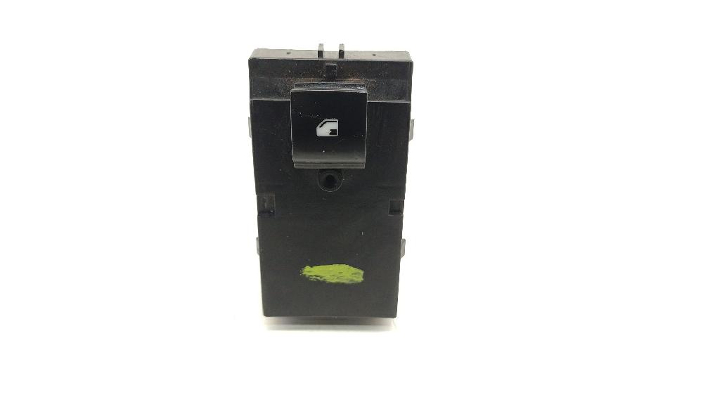 Mando elevalunas delantero derecho A17DTR 13301886 de Opel Astra j (p10) 2009-2015 125 CV