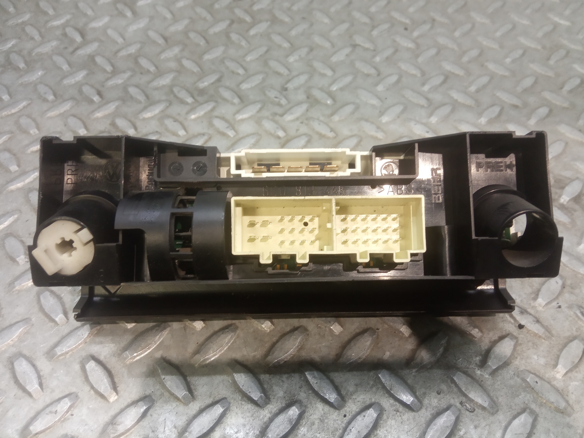 NISSAN Fabia 2 generation  (2010-2014) Climate  Control Unit 5J0820045 23319942