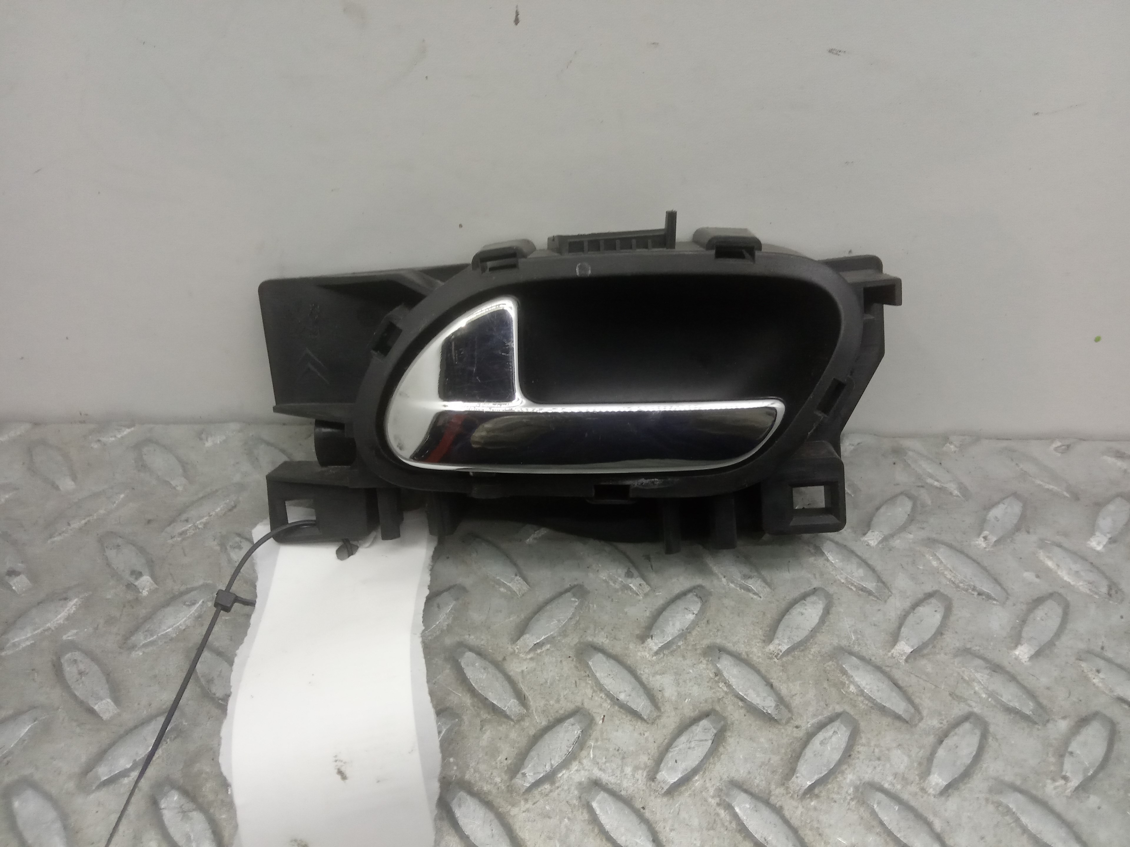 PEUGEOT 207 1 generation (2006-2009) Front Left Door Interior Handle Frame 23692343