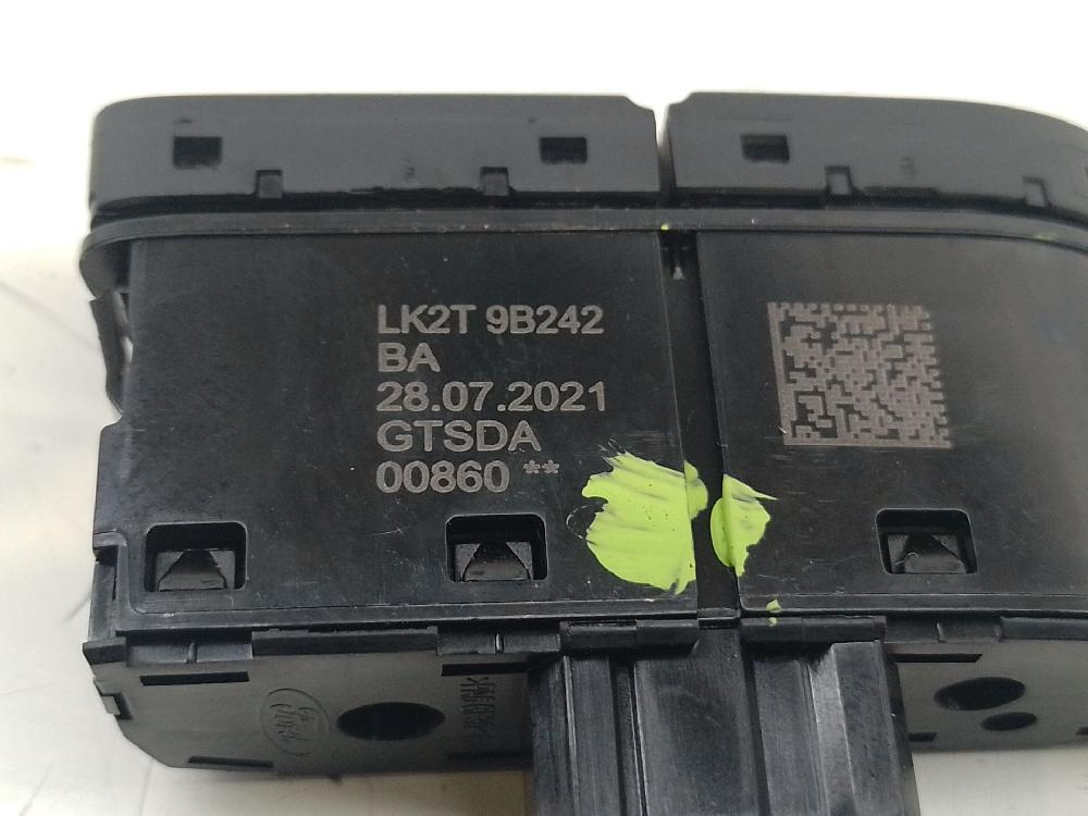 Boton apertura combustible M1FA LK2T9B242BA de Ford Tourneo custom v362 autobús (f3) 2012-2026 125 CV con 1 km - pieza usada