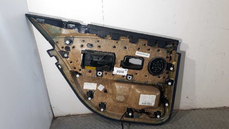 Guarnecido de la puerta trasera derecha N67398D1 51427038740 de Bmw 7 (e65, e66, e67) 2002-2005 258 CV con 1 km - pieza usada