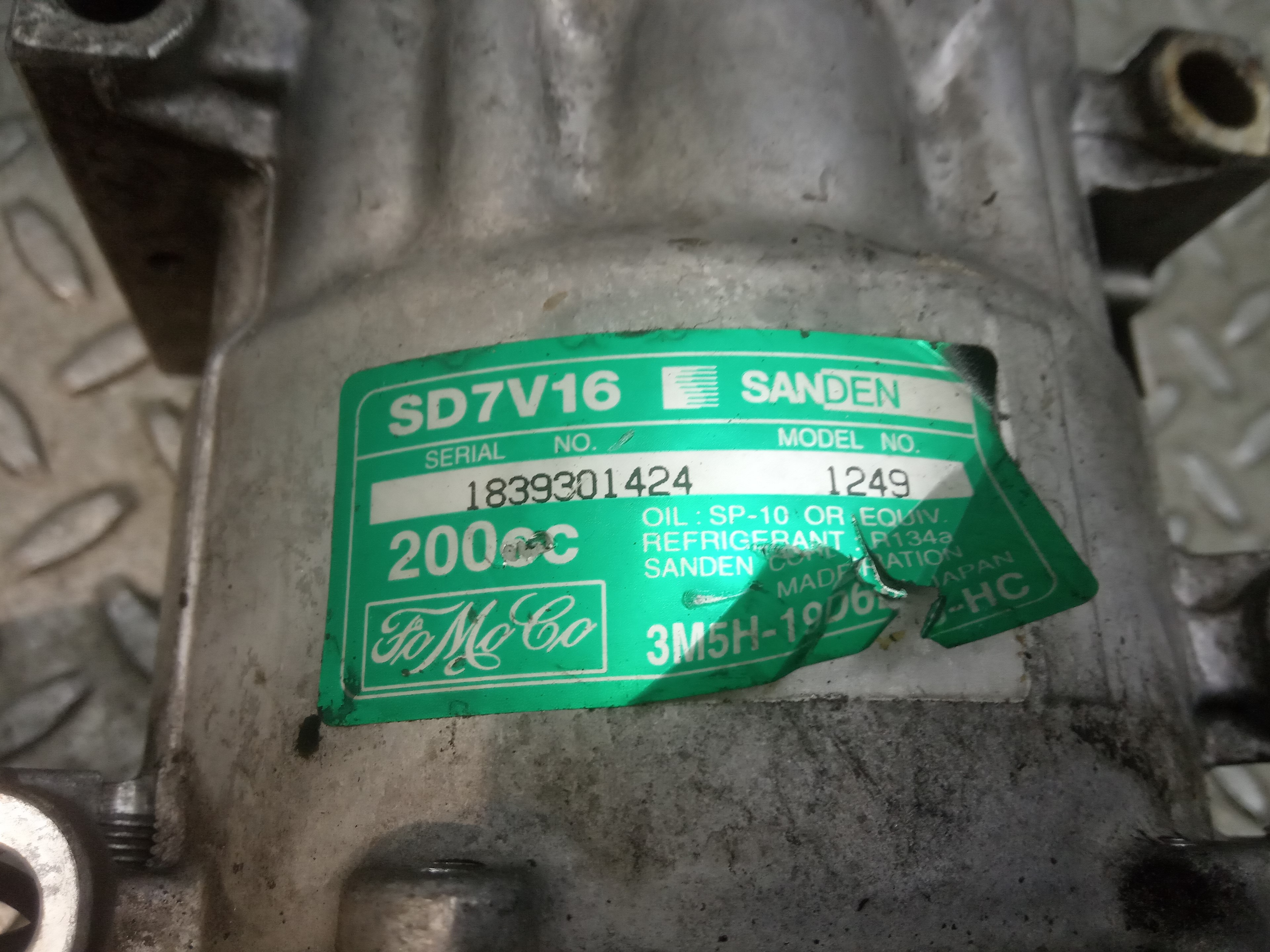 VOLVO S40 2 generation (2004-2012) Hасос кондиционера SD7V161249, 3M5H19D629HC 20666741