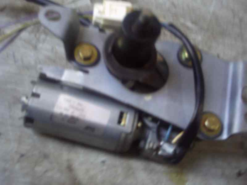 Brazo del limpia trasero NFU(TU5JP4) de Citroen Xsara (n1) 2000-2005 109 CV con 1 km - pieza usada