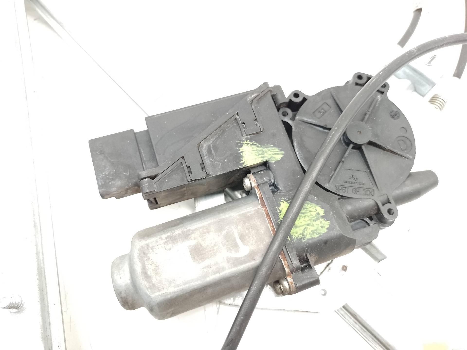 BMW 5 Series F10/F11 (2009-2017) Front Left Door Window Regulator 8200722832 25427508