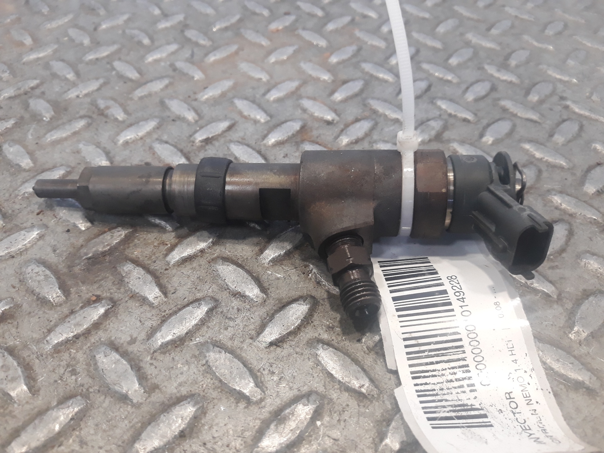 CITROËN Nemo 1 generation (2008-2015) Fuel Injector 0445110252 23701557