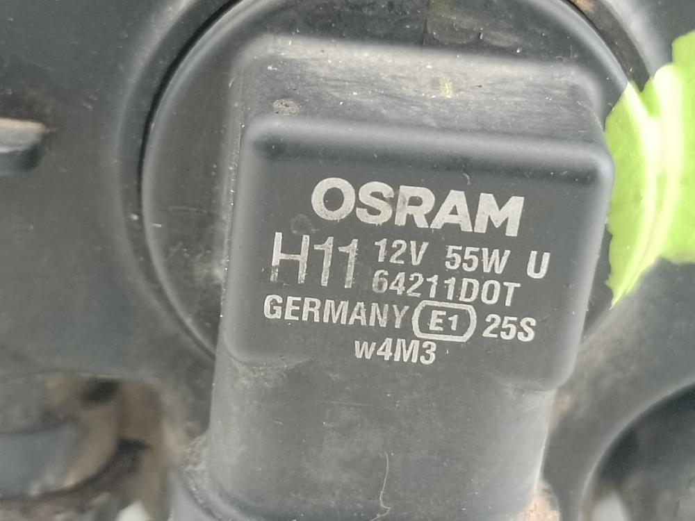Faro antiniebla derecho K9K D7 89210094 de Renault Megane ii berlina 5p 2002-2009 con 225051 km - pieza usada
