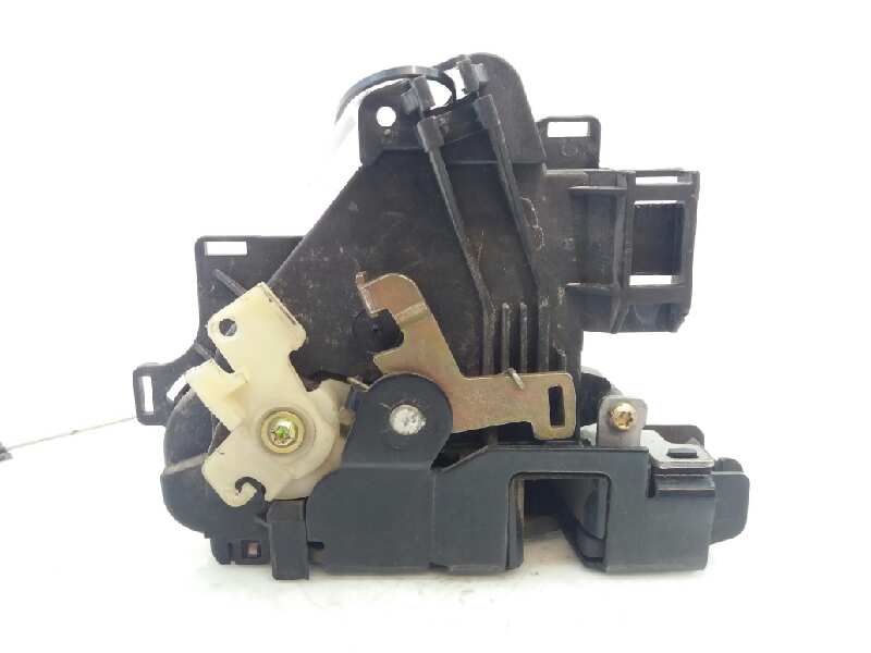 SEAT Cordoba 2 generation (1999-2009) Front Left Door Lock 3B1837015AQ 18526509