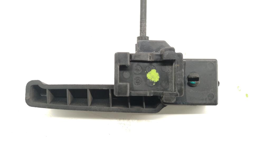 Maneta/tirador capot A 16 XER,B 16 XER 13312788 de Opel Astra j (p10) 2009-2015 115 CV con 194671 km - pieza usada