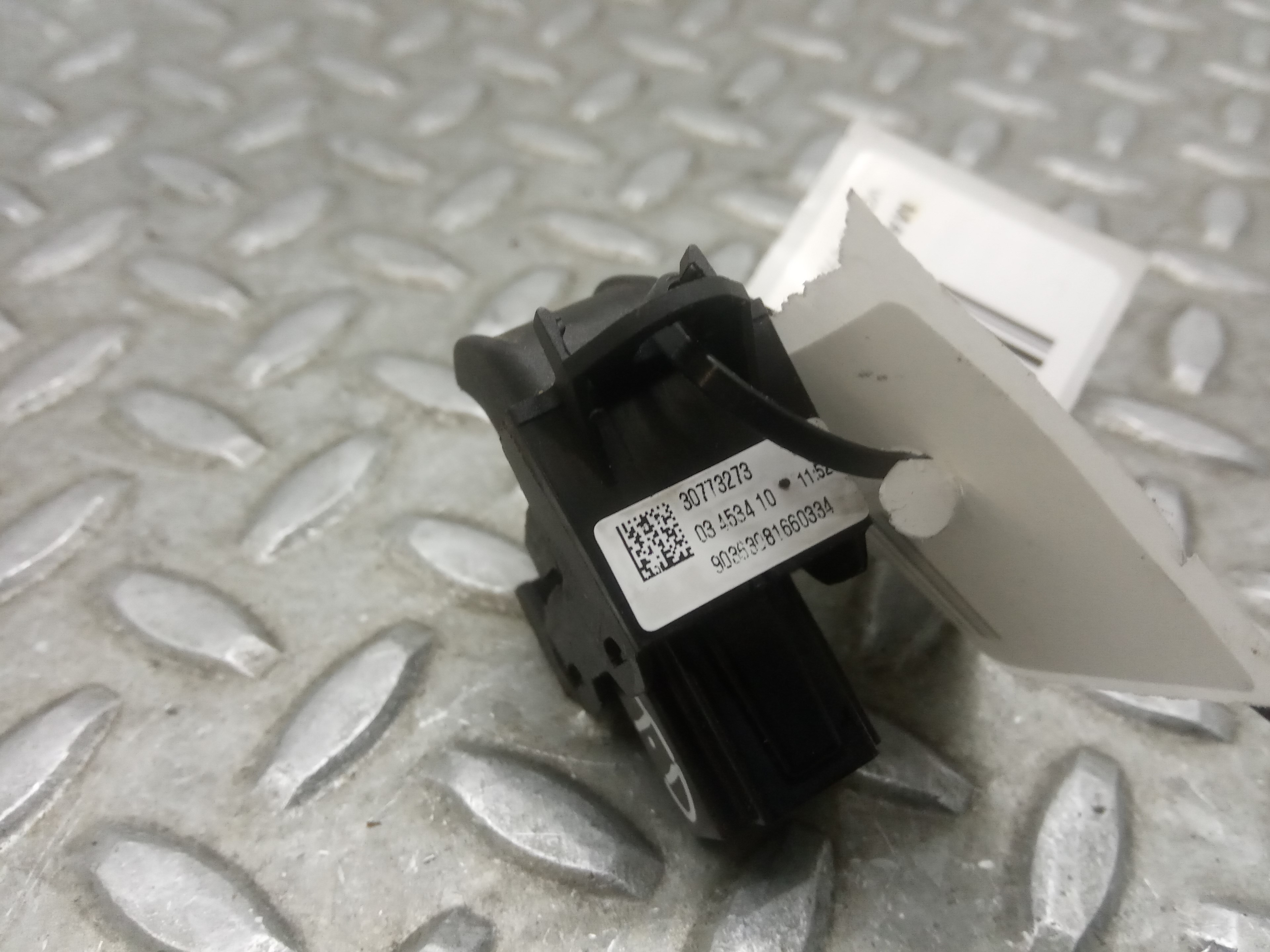 VOLVO V70 3 generation (2007-2020) Rear Right Door Window Control Switch 30773273, 03453410 23692094