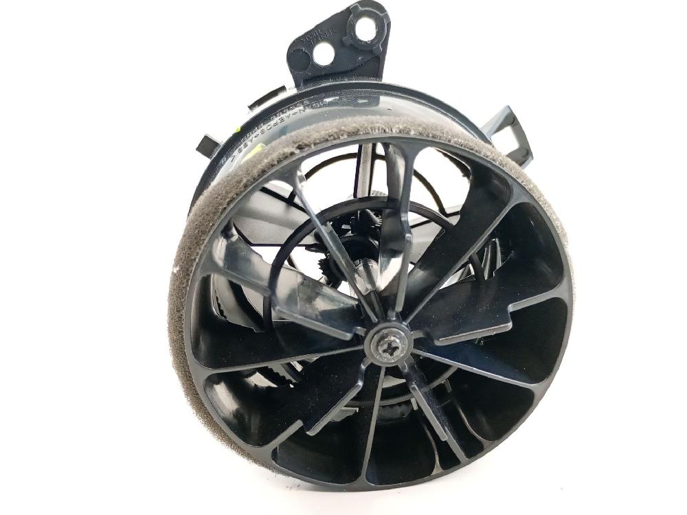 Aireador izquierdo 2ZR-FXE 5556862280 de Toyota Auris (_e15_) 2007-2012 136 CV - pieza usada