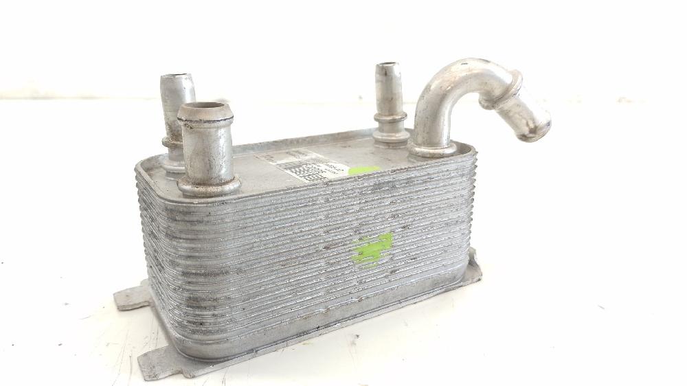 Radiador de aceite TXDB 6G917A095AD de Ford Focus iii 2010-0 163 CV - pieza usada
